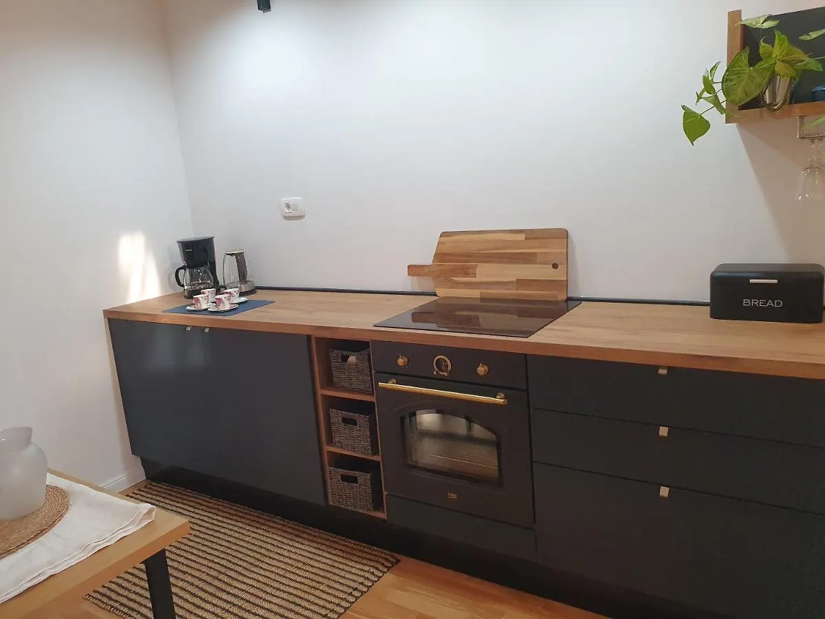 Apartment Max Plus - Private Parking Pula