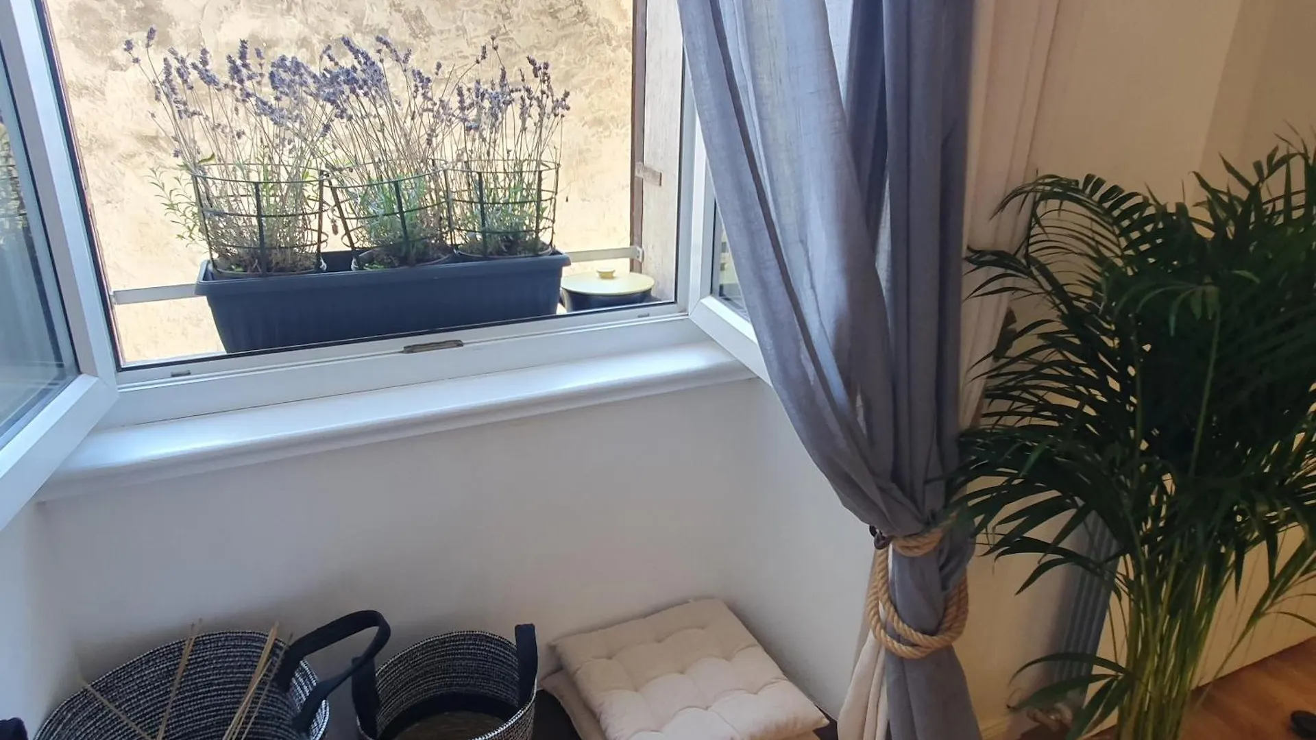 Apartment Max Plus - Private Parking Pula