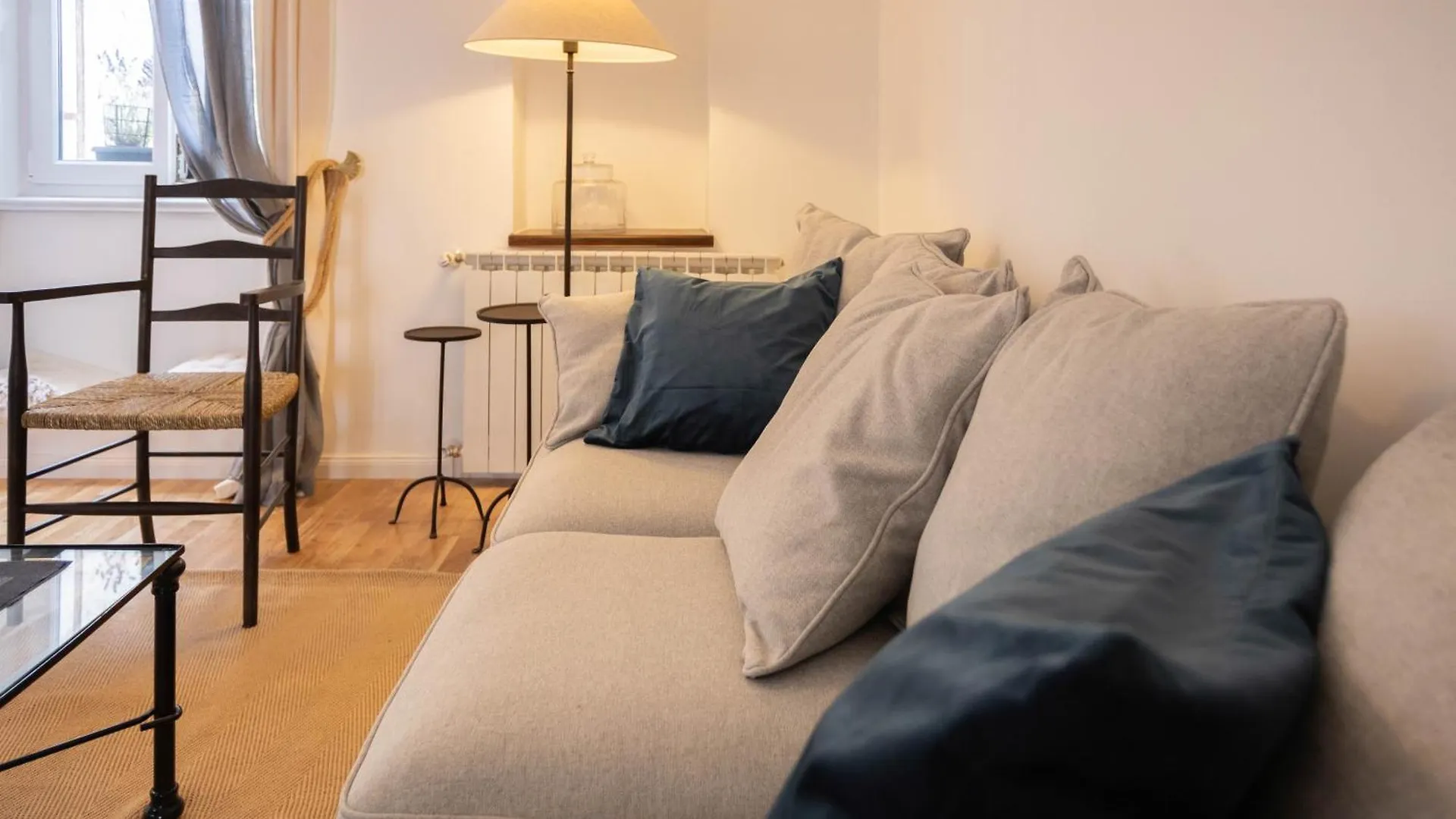Max Plus - Private Parking Pula Apartment